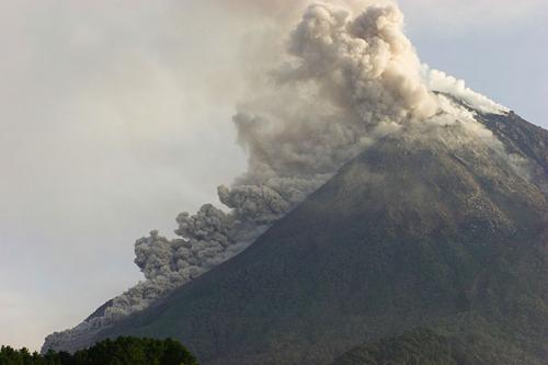 Merapi, Indonesia (2)
